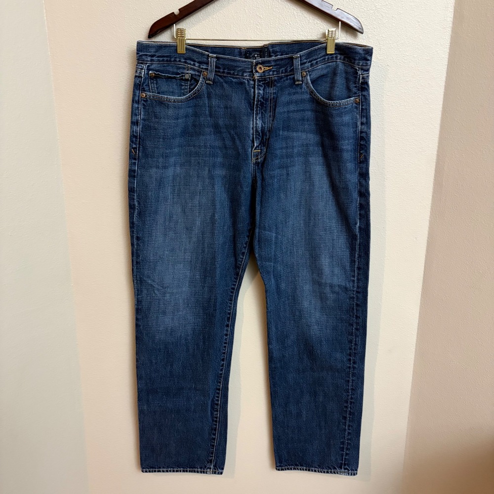 Lucky Brand 363 Vintage Straight Jeans 38x32 Blue Denim Classic Casual Mens